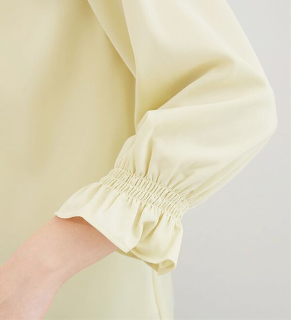 BELLUNA（ベルーナ）の「着脱楽々！タックデザインブラウス（ブラウス）」｜詳細画像
