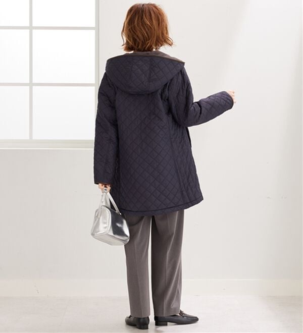 BELLUNA（ベルーナ）の「パイピング使い細見えキルトデザインコート（ロングコート）」｜詳細画像
