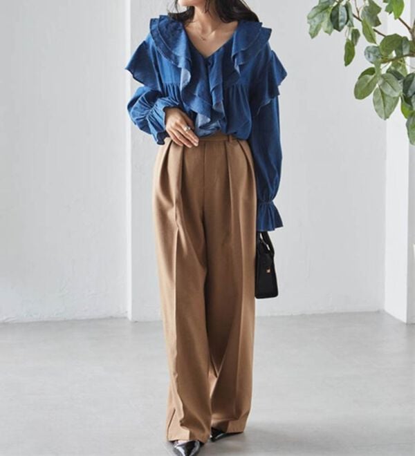 RANAN（ラナン）の「ビッグカラーフリルデニムブラウス（ブラウス）」｜詳細画像