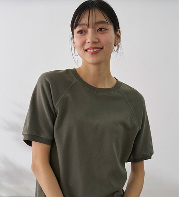 BELLUNA（ベルーナ）の「≪ＨｕｇＲｅａｍコットン≫裏毛半袖プルオーバー（カットソー）」｜詳細画像