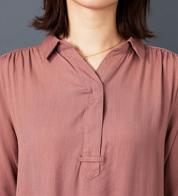 BELLUNA（ベルーナ）の「袖＆裾レースデザインシャツチュニック（チュニック）」｜詳細画像