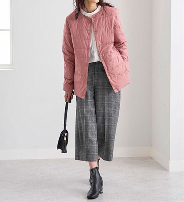 BELLUNA（ベルーナ）の「サマ見え（スーパーウォーム）ウール調センタープレスクロップドパンツ（クロップドパンツ）」｜詳細画像