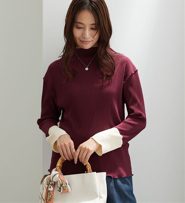 BELLUNA（ベルーナ）の「プリーツ素材配色デザインプルオーバー（カットソー）」｜詳細画像