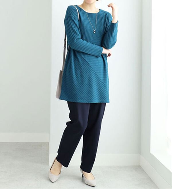 BELLUNA（ベルーナ）の「チノ見えストレッチ素材らくちんパンツ（フルレングスパンツ）」｜詳細画像