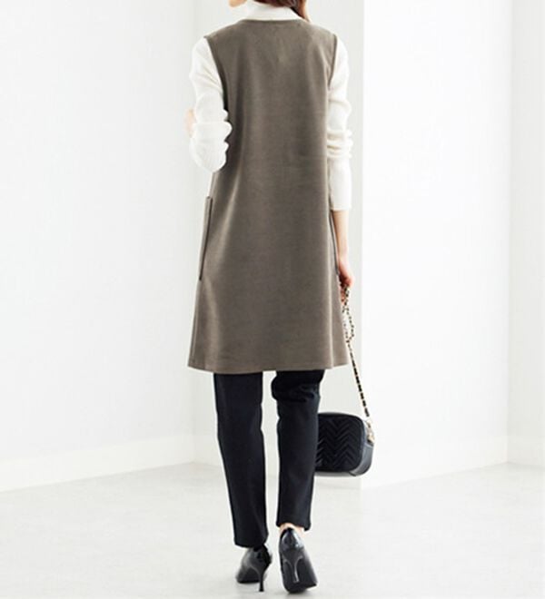 BELLUNA（ベルーナ）の「スエード調ボタンデザインジャンパードレス（ジャンパースカート）」｜詳細画像