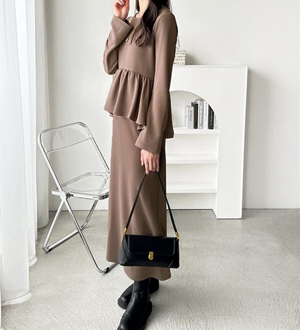 GeeRA（ジーラ）の「楽ちん！ペプラムデザインワンピース（カットソーワンピース）」｜詳細画像