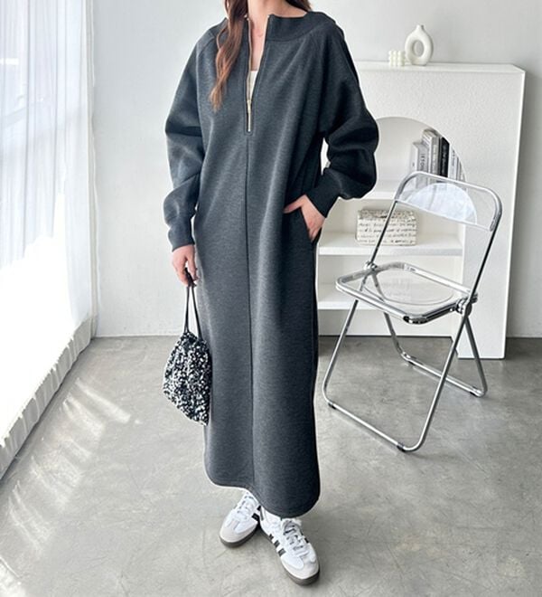 GeeRA（ジーラ）の「前後２ＷＡＹハーフジップ裏起毛スウェットワンピ―ス（その他ワンピース）」｜詳細画像