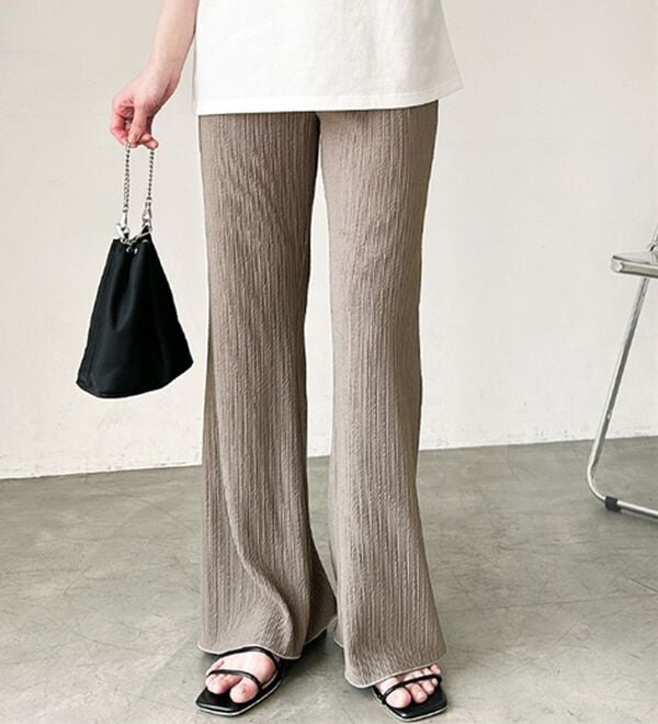 GeeRA（ジーラ）の「セルフカット美脚魅せセミフレアパンツ（フルレングスパンツ）」｜詳細画像