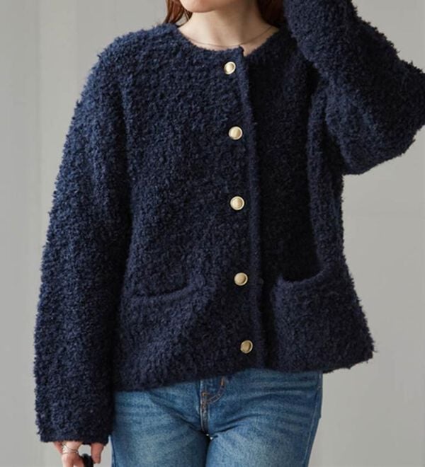 RANAN（ラナン）の「ゴールド調ボタンループ編みニットジャケット（ニットカーディガン）」｜詳細画像