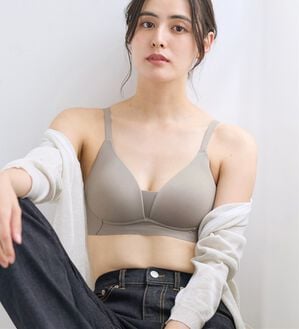 LAVIENNE（ラヴィエンヌ）の「ミセスのためのシームレスブラ（ブラジャー）」｜詳細画像