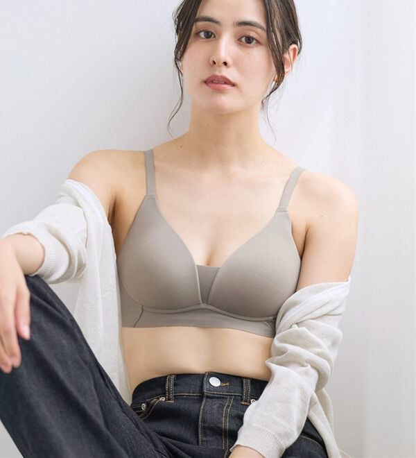 LAVIENNE（ラヴィエンヌ）の「ミセスのためのシームレスブラ（ブラジャー）」｜詳細画像
