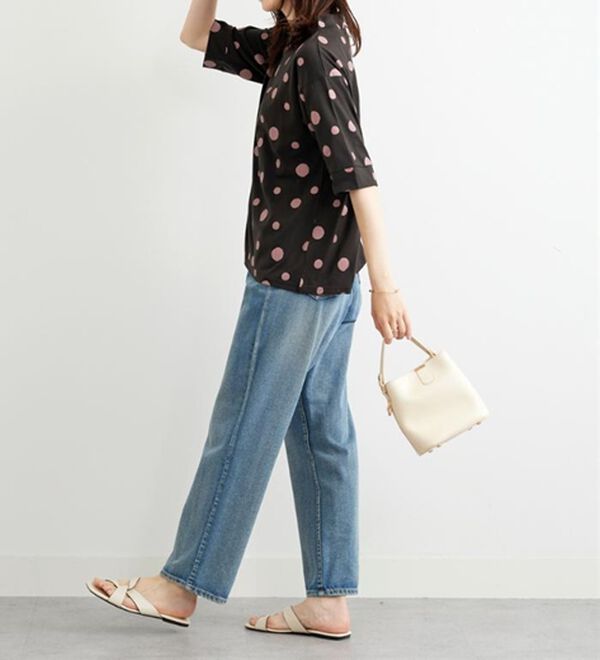 BELLUNA（ベルーナ）の「ランダムドット柄ワイドネックプルオーバー（カットソー）」｜詳細画像