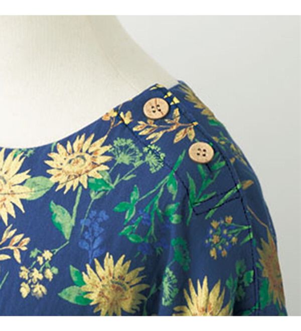 BELLUNA（ベルーナ）の「風が通り抜けるダブルガーゼプリントチュニック（チュニック）」｜詳細画像