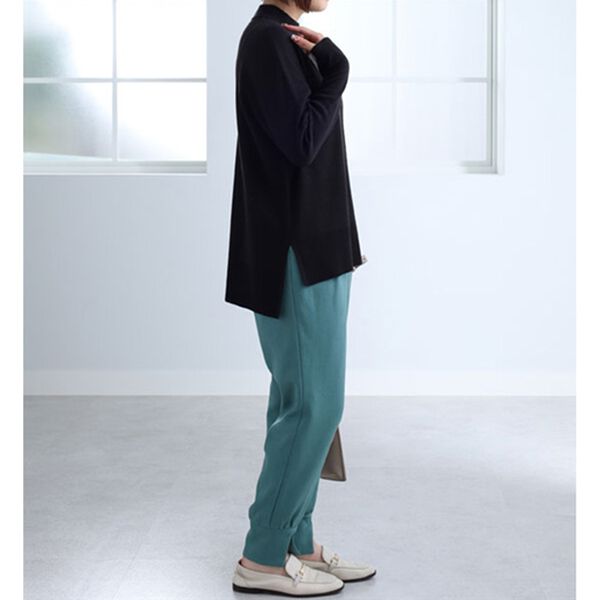 BELLUNA（ベルーナ）の「袖スリットデザインニットプルオーバー（ニット・セーター）」｜詳細画像