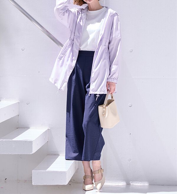 BELLUNA（ベルーナ）の「はっ水加工軽量パーカー（ポーチ付）（パーカー）」｜詳細画像