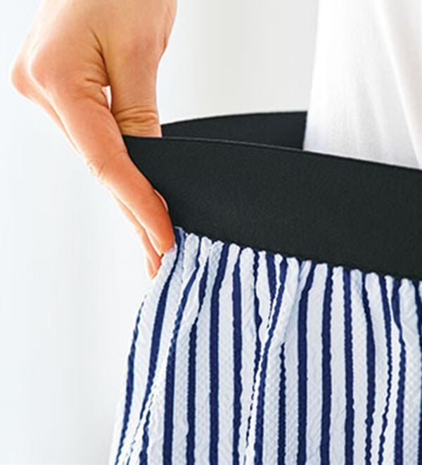 BELLUNA（ベルーナ）の「裾レース風プリントスカート（ロングスカート）」｜詳細画像