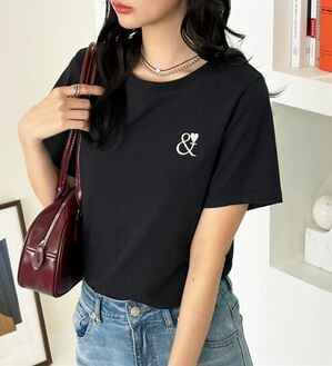 GeeRA（ジーラ）の「アンドハート刺しゅうＴシャツ（Tシャツ）」｜ブラック&times;シルバー