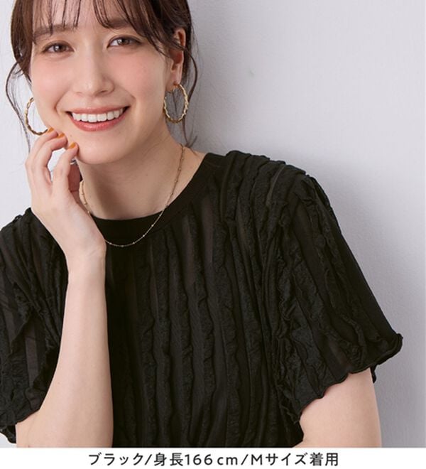 Viola e Viola（ヴィオラ エ ヴィオラ）の「揺れる素材が可愛い！こなれＴブラ（ブラウス）」｜詳細画像