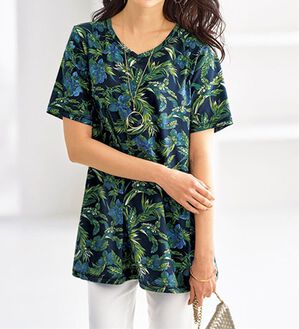 BELLUNA（ベルーナ）の「美人顔シルエット綿混プリントチュニック（チュニック）」｜リーフ柄