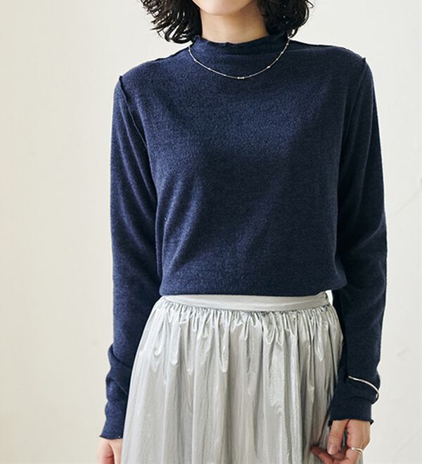 RANAN（ラナン）の「前後２ＷＡＹ！メロウ使いニットソーフリルプルオーバー（カットソー）」｜詳細画像