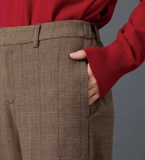 BELLUNA（ベルーナ）の「サマ見え（スーパーウォーム）ウール調センタープレスクロップドパンツ（クロップドパンツ）」｜詳細画像