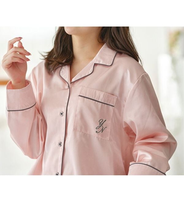 YU'NOW（ユナウ）の「【上下２点セット】裏起毛サテンパジャマ（パジャマ・ルームウェア）」｜詳細画像