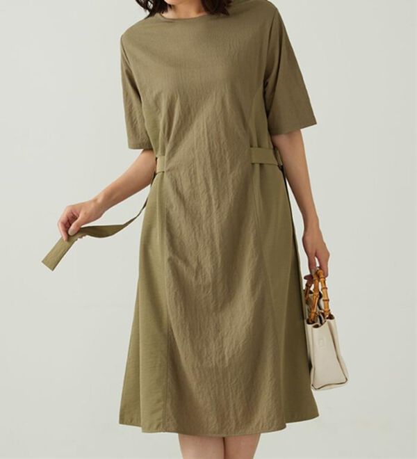 BELLUNA（ベルーナ）の「サイドバックル異素材切替ワンピース（その他ワンピース）」｜カーキ系