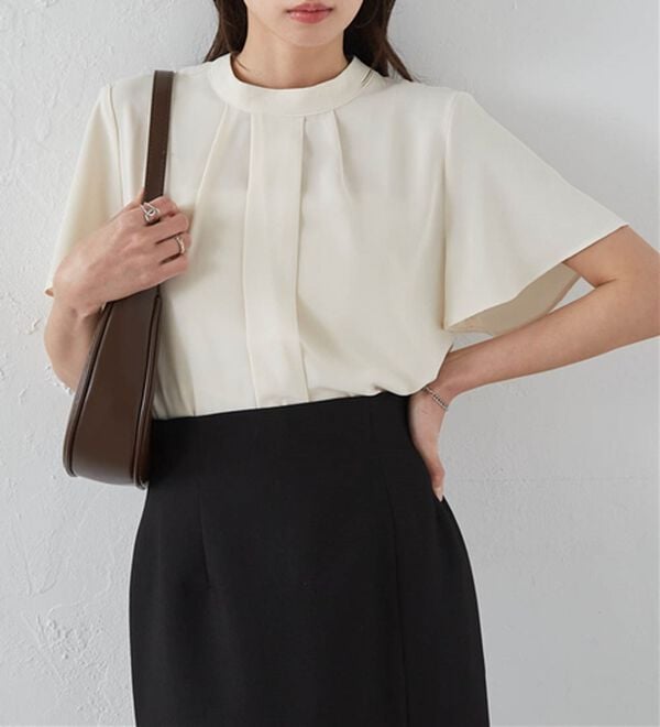 RANAN（ラナン）の「【新色追加】機能付タックデザインブラウス（ブラウス）」｜詳細画像