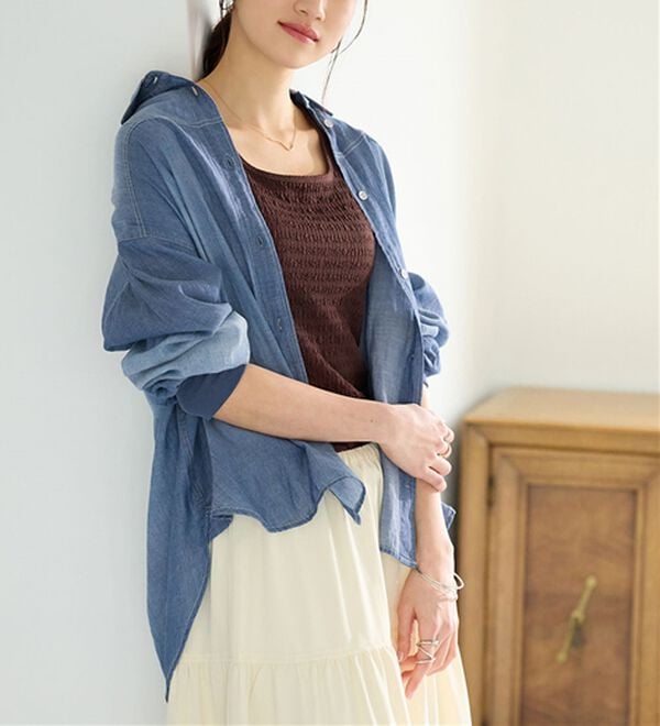 BELLUNA（ベルーナ）の「柔らかシアーデニム素材シャツチュニック（チュニック）」｜詳細画像
