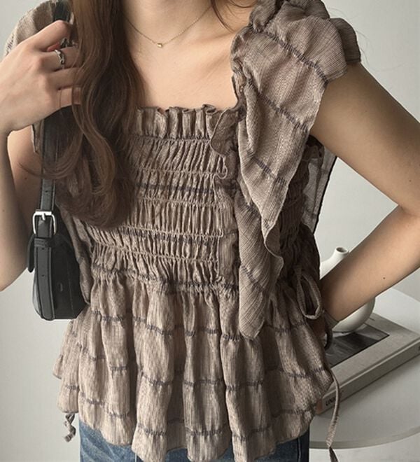 GeeRA（ジーラ）の「フリルシャーリングブラウス（ブラウス）」｜詳細画像