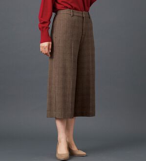 BELLUNA（ベルーナ）の「サマ見え（スーパーウォーム）ウール調センタープレスクロップドパンツ（クロップドパンツ）」｜ベージュ系チェック