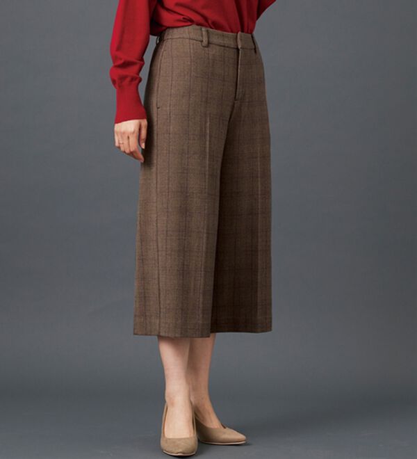 BELLUNA（ベルーナ）の「サマ見え（スーパーウォーム）ウール調センタープレスクロップドパンツ（クロップドパンツ）」｜ベージュ系チェック