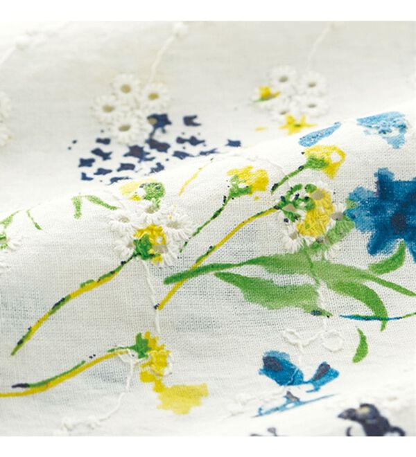 BELLUNA（ベルーナ）の「綿１００％刺しゅう使いプリントチュニック（チュニック）」｜詳細画像