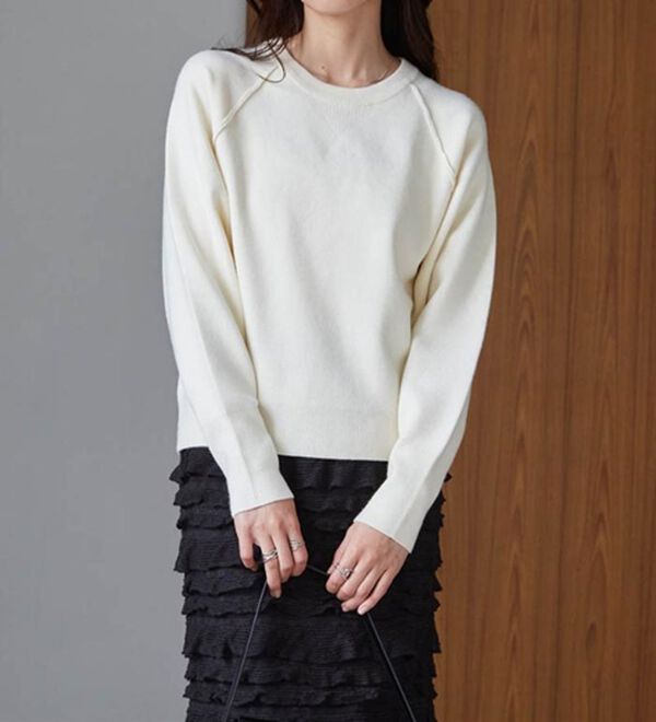 RANAN（ラナン）の「パチパチしにくい！大人のきれいめトレーナーニット（ニット・セーター）」｜詳細画像