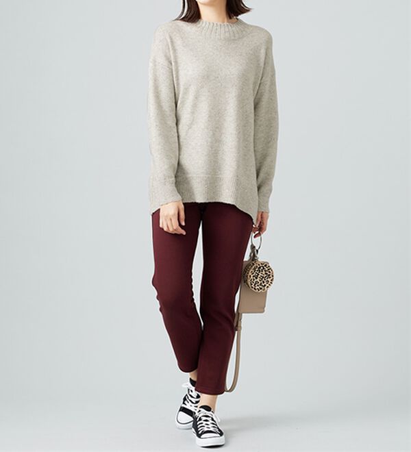 BELLUNA（ベルーナ）の「ラメ調バックスリットニットプルオーバー（ニット・セーター）」｜詳細画像