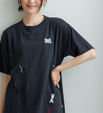 BELLUNA（ベルーナ）の「ネコ刺しゅうビッグプルオーバー（カットソー）」