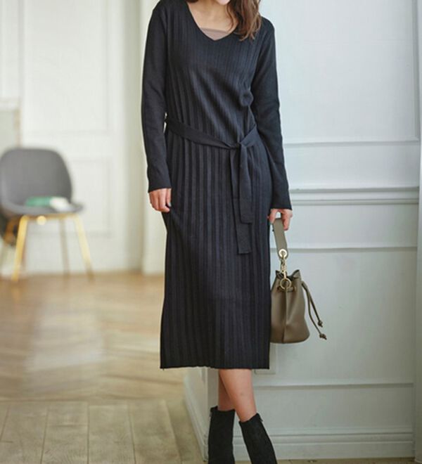 YU'NOW（ユナウ）の「【抗菌防臭】【吸水速乾】ブラ紐隠しのインナーワンピース（スリップ・ペチコート）」｜詳細画像