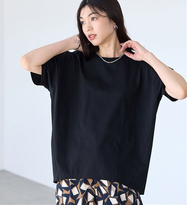 BELLUNA（ベルーナ）の「シュッと体型カバー！コクーンTシャツ（カットソー）」｜詳細画像