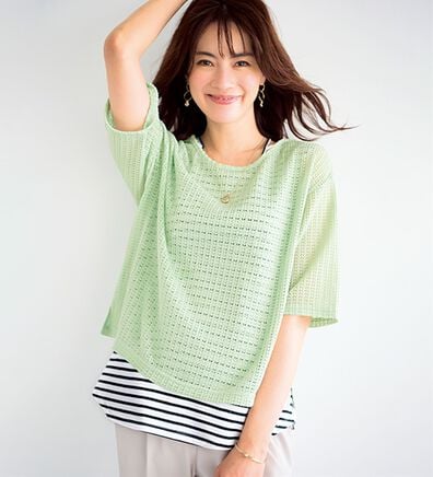 BELLUNA（ベルーナ）の「透かし編プルオーバーアンサンブル（アンサンブル）」