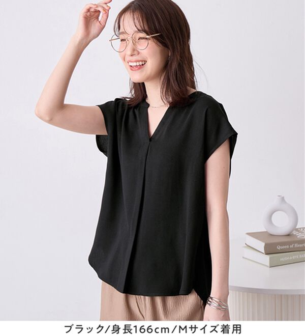 Viola e Viola（ヴィオラ エ ヴィオラ）の「さらさらＥＡＳＹスキッパーフレンチスリーブブラウス（ブラウス）」｜詳細画像