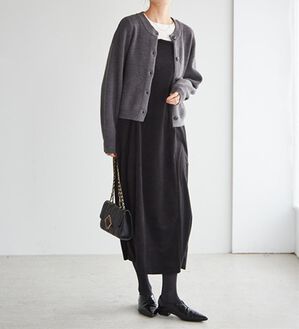 RANAN（ラナン）の「畦ニットカーデ&times;ベロアキャミワンピ（ロングワンピース）」｜グレー系