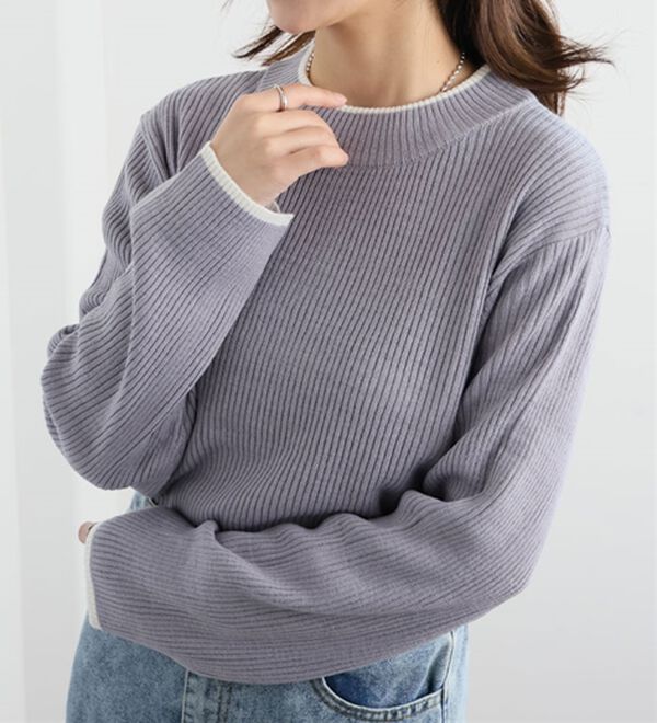 A HAPPY MARILYN（アハッピーマリリン）の「【ＬＬ～６Ｌ】＜新色追加＞Ｔシャツ感覚で着れるカメレオン級の着回しが叶うリブニット（ニット・セーター）」｜配色／ブルーグレー