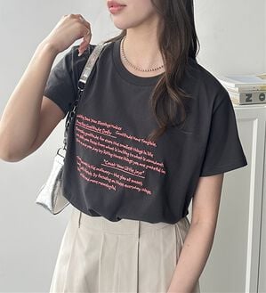 GeeRA（ジーラ）の「綿100％刺繍ロゴＴシャツ（Tシャツ）」｜チャコール