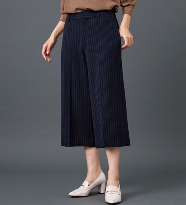 BELLUNA（ベルーナ）の「サマ見え（スーパーウォーム）ウール調センタープレスクロップドパンツ（クロップドパンツ）」｜詳細画像