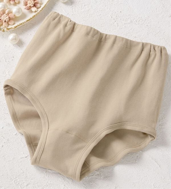 LAVIENNE（ラヴィエンヌ）の「【３枚組】＜グンゼ＞日本製　素肌の匠ショーツ同色３枚組（ショーツ）」｜詳細画像