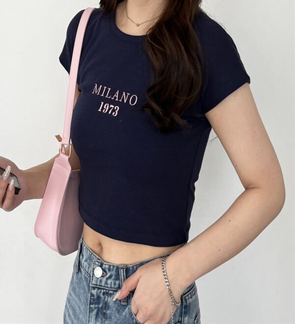 GeeRA（ジーラ）の「刺しゅうロゴコンパクトＴシャツ（カットソー）」｜詳細画像