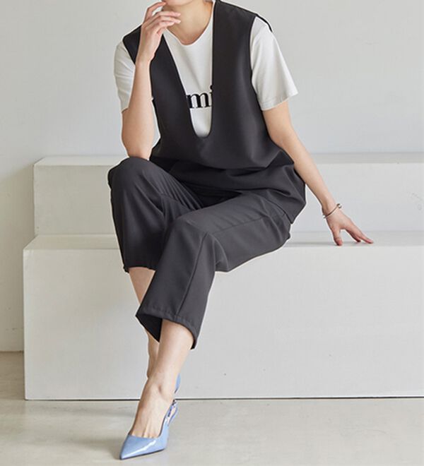 RANAN（ラナン）の「フロッキープリントロゴＴ（Tシャツ）」｜詳細画像