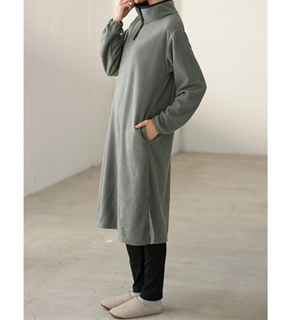 BELLUNA（ベルーナ）の「【レギンス付】すぐ快適！フリースワンピース（カットソーワンピース）」｜詳細画像