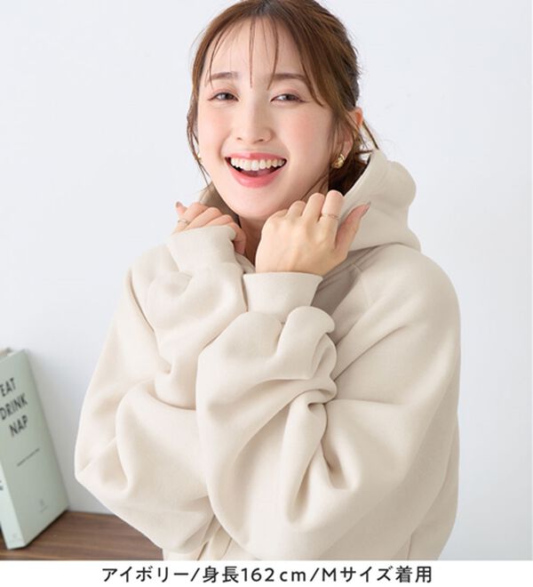 alotta（アロッタ）の「あったか裏起毛パフ袖ゆったりパーカー（パーカー）」｜詳細画像