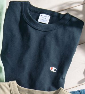 「＜チャンピオン＞綿１００％リラックスフィット５分袖Ｔシャツ（メンズＴシャツ）」｜ネイビー